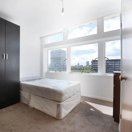 Image 2 - Metro Central Heights, 119 Newington Causeway, London, SE1 6DQ, United Kingdom - Apartment for rent