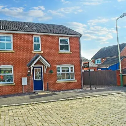 Buy this 3 bed house on unnamed road in Cefn Hengoed, CF82 6AB