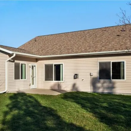 Image 3 - 742 15 1/2 Avenue Northwest, Kasson, MN 55944, USA - House for sale