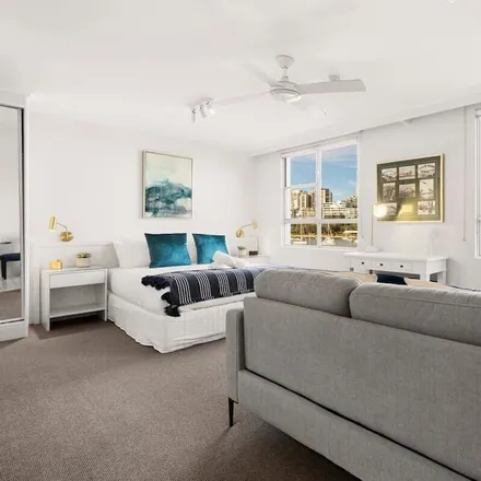 Rent this 1 bed apartment on McMahons Point NSW 2060