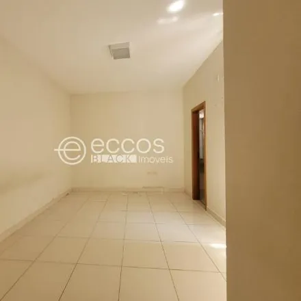 Buy this 2 bed apartment on Rua Aracatu in Jardim Karaíba, Uberlândia - MG