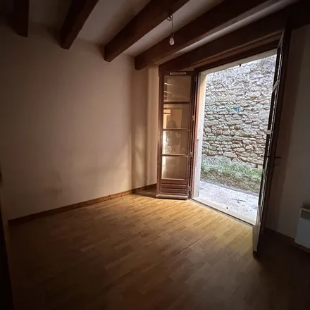 Rent this 3 bed apartment on 880 Route de Montagnier in 26800 Étoile-sur-Rhône, France