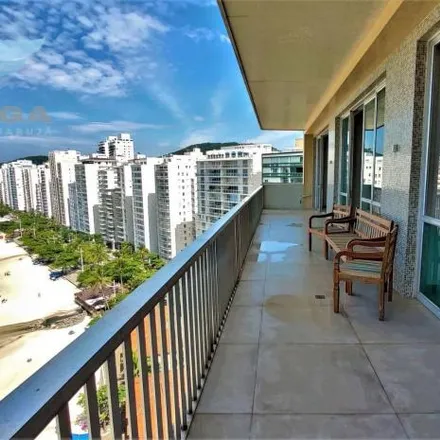 Image 2 - Avenida Marechal Deodoro da Fonseca, Pitangueiras, Guarujá - SP, 11410-191, Brazil - Apartment for sale