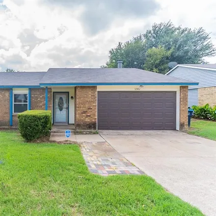 Buy this 3 bed house on 1301 Steinburg Lane in Lytle, Fort Worth