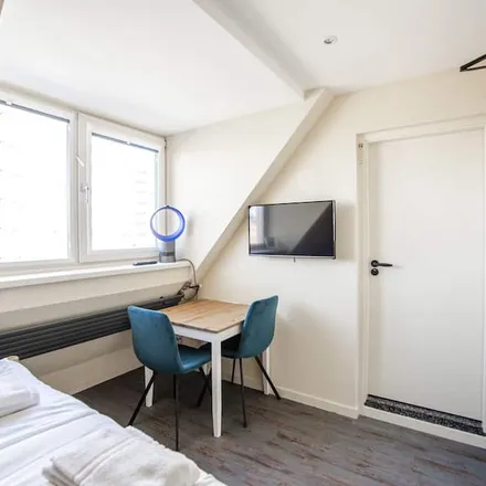 Rent this studio apartment on 2042 KP Zandvoort