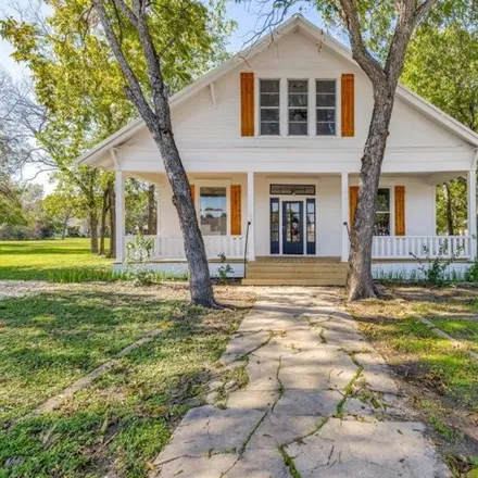 Buy this 4 bed house on 201 South Avenue H in Clifton, TX 76634