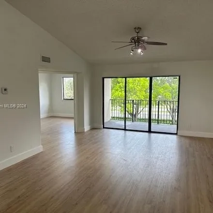 Buy this 3 bed condo on Riverside Drive in Coral Springs, FL 33065