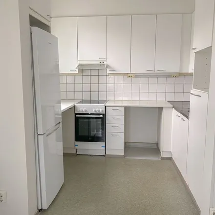 Rent this 3 bed apartment on Annikinkatu 4 in 04230 Kerava, Finland