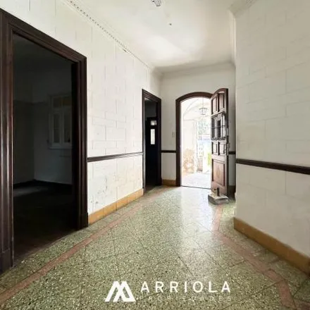 Rent this studio house on Avenida Independencia 944 in La Perla, B7600 DTR Mar del Plata