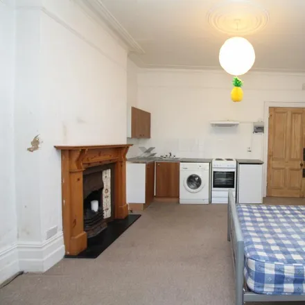 Rent this studio apartment on Penerley Road in London, SE6 2LQ