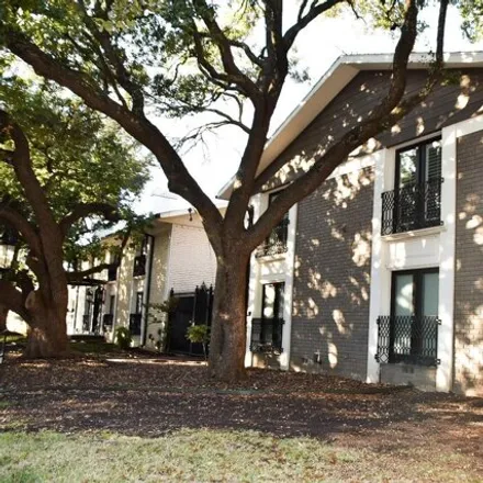 Rent this 1 bed condo on 10243 Regal Oaks Drive in Dallas, TX 75230