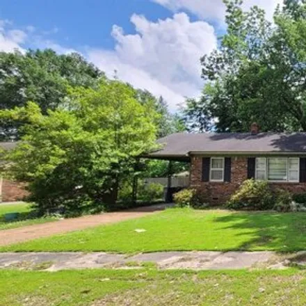 Buy this 3 bed house on 5569 Milam Road in Memphis, TN 38120