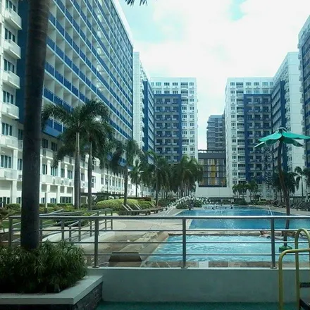 Image 3 - LBC, Sunrise Drive, Barangay 76, Pasay, 1300 Metro Manila, Philippines - Condo for rent