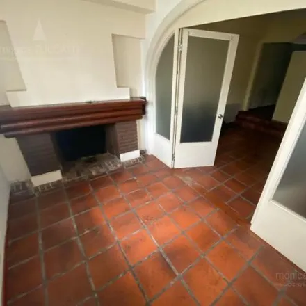 Rent this 2 bed house on Instituto Ricardo Güiraldes in French 267, Partido de Lomas de Zamora