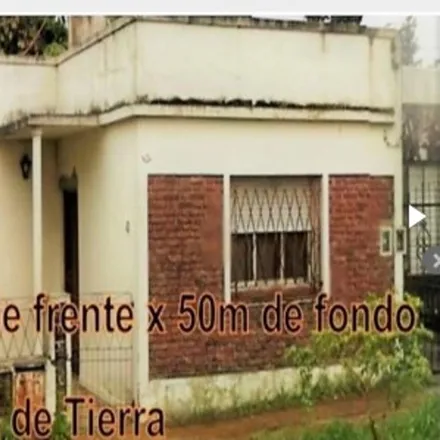 Buy this studio house on Tres Arroyos 1247 in Partido de Morón, Haedo
