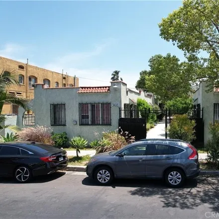 Buy this studio apartment on 2610 Kenwood Avenue in Los Angeles, CA 90007