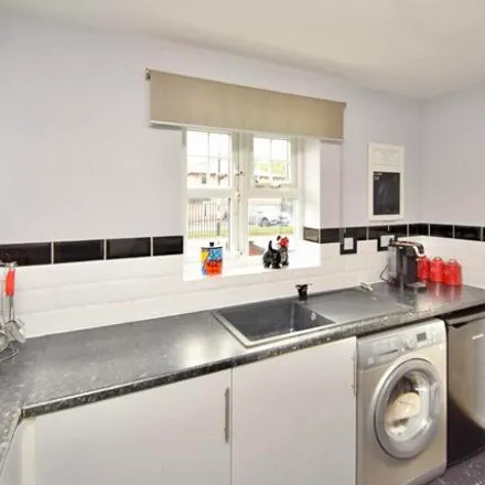 Image 5 - Maple Green, Wrens Nest, Coseley, DY1 3QS, United Kingdom - Townhouse for sale
