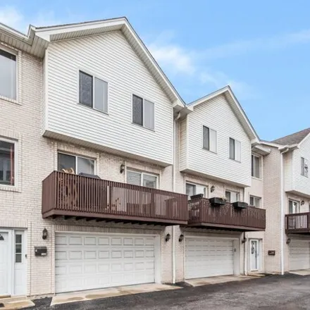 Buy this 3 bed townhouse on Ogden & Hass in Ogden Avenue, Lyons