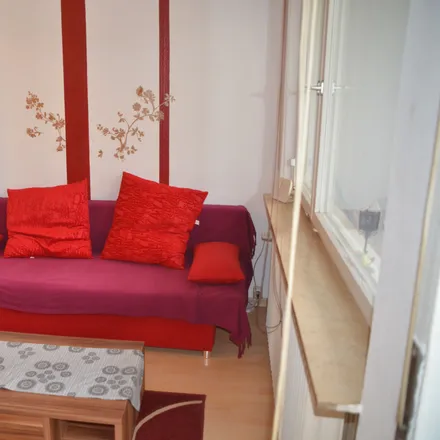 Rent this 4 bed apartment on Plochinger Straße 40 in 73730 Esslingen am Neckar, Germany