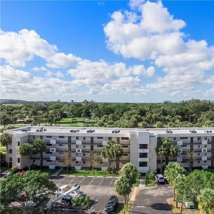Buy this 1 bed condo on unnamed road in Deerfield Beach, FL 33442