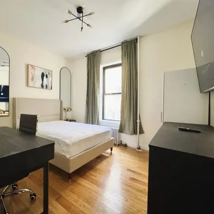 Rent this 1 bed room on 1131 President Street in New York, NY 11225
