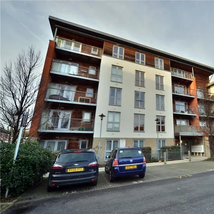 Image 1 - Garway Court, 1 Matilda Gardens, Old Ford, London, E3 2GR, United Kingdom - Apartment for rent