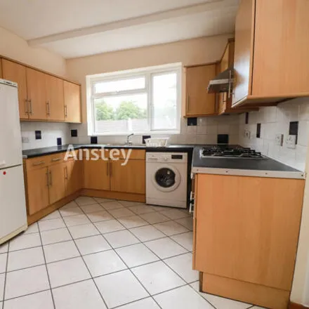 Image 2 - 14 Shakespeare Avenue, Bevois Valley, Southampton, SO17 2GY, United Kingdom - Townhouse for rent