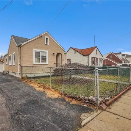 Buy this 2 bed house on 610 Clinton Avenue in Uniondale, NY 11553