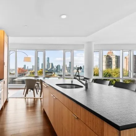 Image 5 - The Visionaire, 2nd Place, New York, NY 10280, USA - Condo for sale