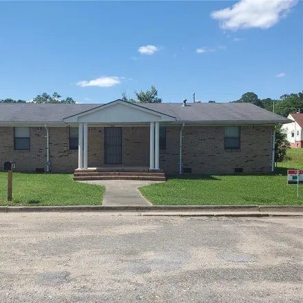 Buy this 3 bed house on 3334 Hanna Street in Tuskegee, AL 36083