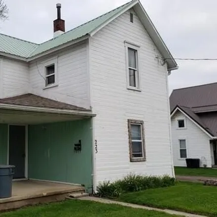 Buy this 3 bed house on 231 North Seffner Avenue in Marion, OH 43302