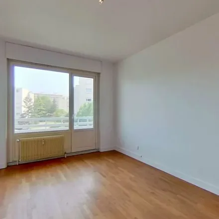 Rent this 5 bed apartment on 67 Rue François Peissel in 69300 Caluire-et-Cuire, France