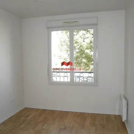 Rent this 3 bed apartment on Bâtiment B in Allée Jacqueline Auriol, 78210 Saint-Cyr-l'École