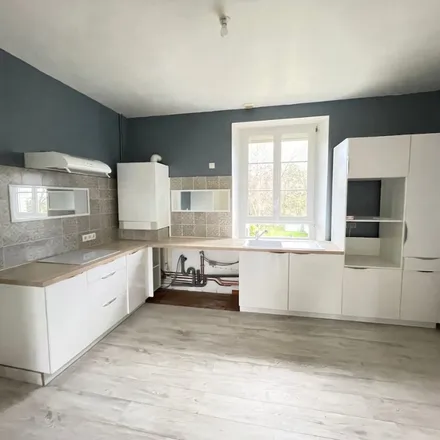 Rent this 3 bed apartment on 27510 Mézières-en-Vexin
