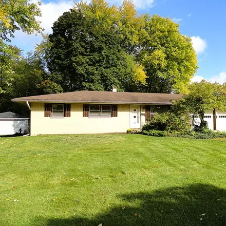 Buy this 3 bed house on 21 Simpson Street in Geneva, IL 60134