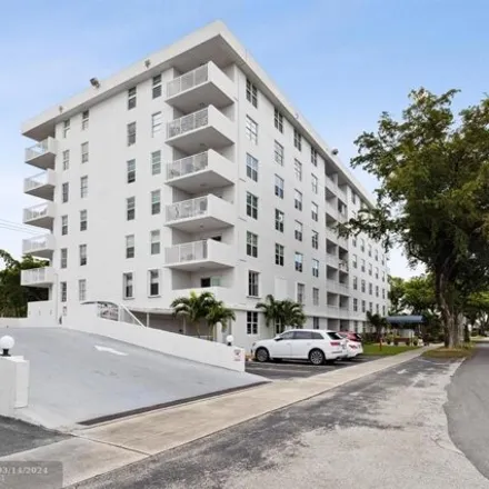 Buy this 1 bed condo on 6070 Northeast 22nd Way in Imperial Point, Fort Lauderdale