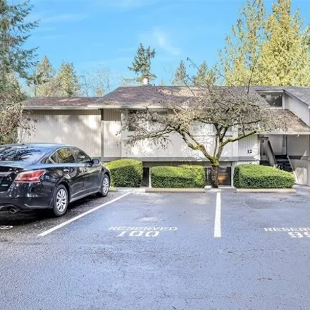 Buy this 3 bed condo on 418 South 325th Place in Federal Way, WA 98003