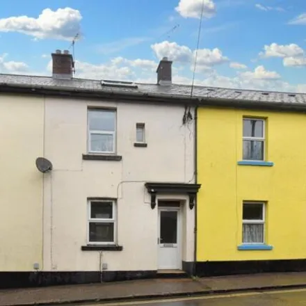 Buy this 3 bed townhouse on 39 East Street in Okehampton, EX20 1AU