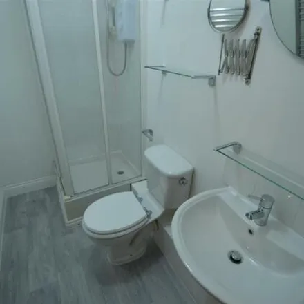 Image 7 - 13 Dearden Street, Manchester, M15 5LZ, United Kingdom - Townhouse for rent