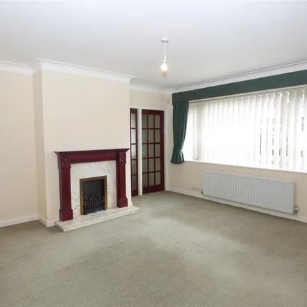 Rent this 3 bed duplex on 1 Sidlaw Avenue in Whitley Bay, NE29 9EA