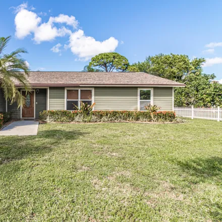 Buy this 2 bed house on 4149 Brandon Drive in Kingsland, Delray Beach
