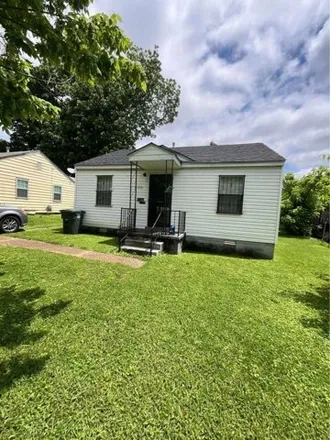 Buy this 2 bed house on 2268 Riverside Boulevard in Memphis, TN 38109