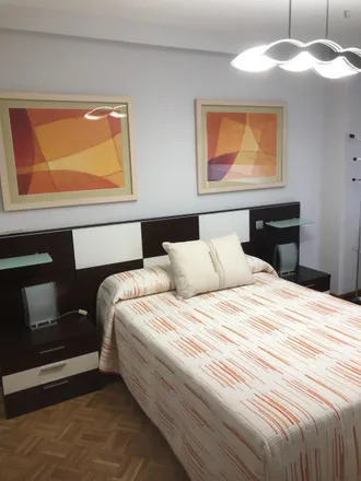 Rent this 3 bed room on Avenida de Pablo Neruda in 28018 Madrid, Spain