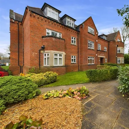 Image 1 - Sandmoor Avenue, Leeds, LS17 7FA, United Kingdom - Apartment for rent