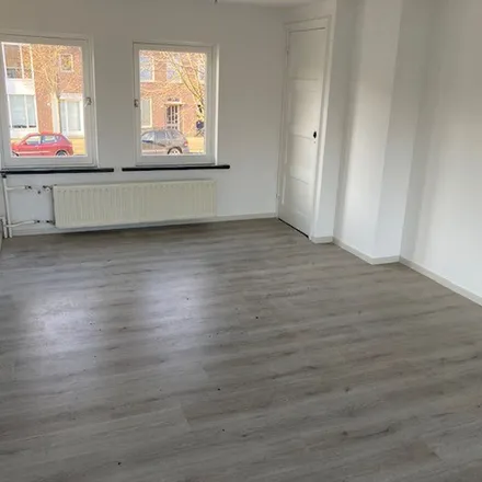 Rent this 2 bed apartment on Ringbaan-Oost 52 in 5013 CC Tilburg, Netherlands