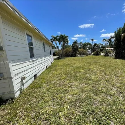 Image 5 - 1605 Hayes Street, Hollywood, FL 33020, USA - House for sale