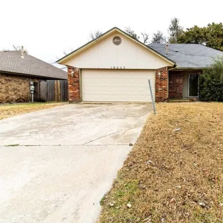 Image 1 - 10589 Willow Ridge Drive, Midwest City, OK 73130, USA - House for rent