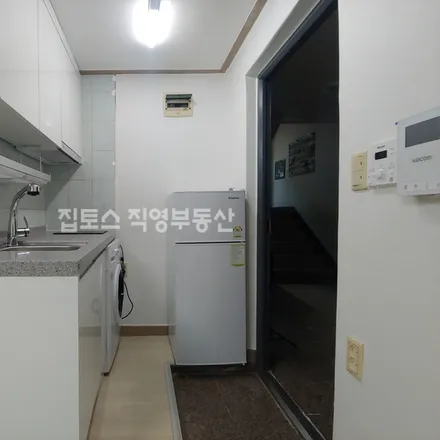 Image 6 - 서울특별시 관악구 봉천동 1654-17 - Apartment for rent