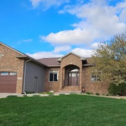 Buy this 5 bed house on 6526 South Jeffrey Avenue in Sioux Falls, SD 57108