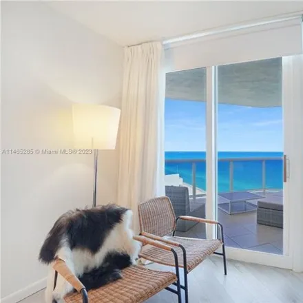 Image 5 - Blue Diamond Condominium, 4779 Collins Avenue, Miami Beach, FL 33140, USA - Condo for rent